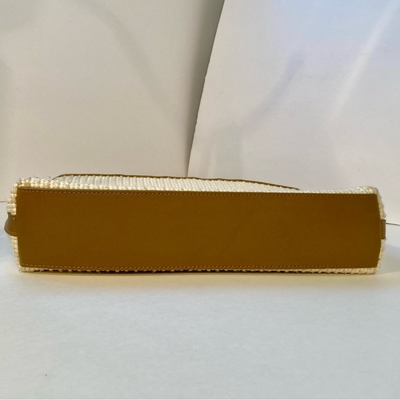 🌼Fossil vintage leather & woven straw shoulder bag w/key fob & pink plaid lining - Picture 6 of 9